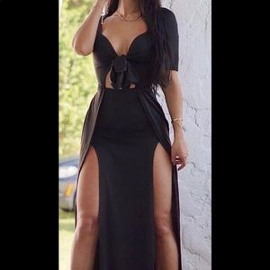Super cute dress great for a night out or even a witch Halloween outfit